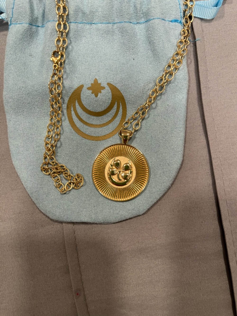 Jane Win large Lucky coin with 32 inches chain